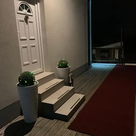 L&g Bed & Breakfast *